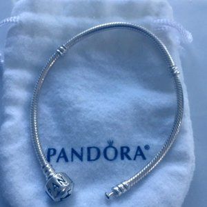 Pandora 7.5 inch bracelet